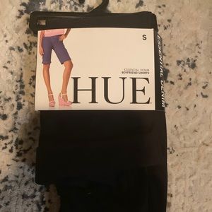 NWT Hue stretchy cuffed boyfriend shorts